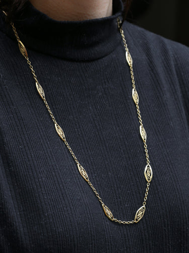 Collier Chaîne Art Nouveau maille filigrane or jaune 58 Facettes 1074.5