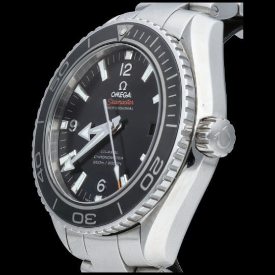 Montre Omega Montre Seamaster Planet Ocean 58 Facettes MT40475