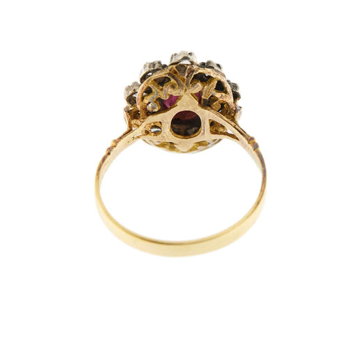 Bague Bague or jaune, rubis et diamants 58 Facettes 33019