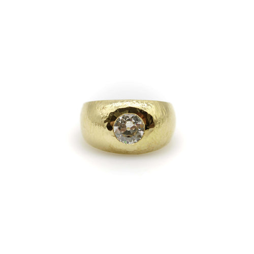 Bague 53 Bague édouardienne en or 18 carats, sertie d'un diamant taille européenne ancienne, martelé à la main 58 Facettes A20049