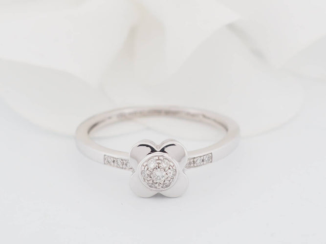 Bague 56 Bague Mauboussin Trop Chance en or blanc et diamants 58 Facettes 30567