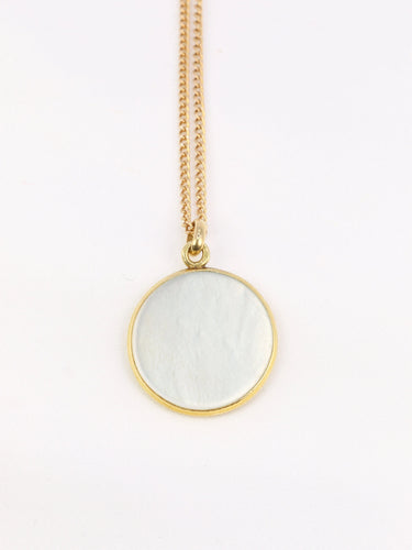 Pendentif Pendentif religieux vintage Vierge à l'enfant or jaune nacre 58 Facettes 818