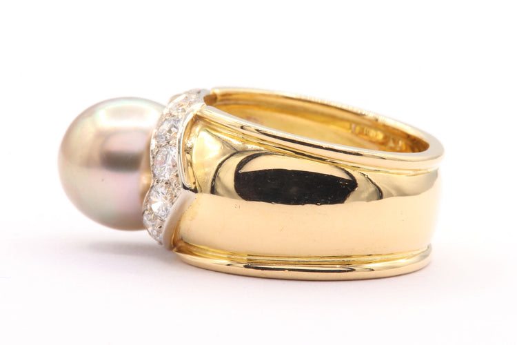 Bague 50 Bague contemporaine en or jaune sertie d'une perle et de diamants 58 Facettes 21495