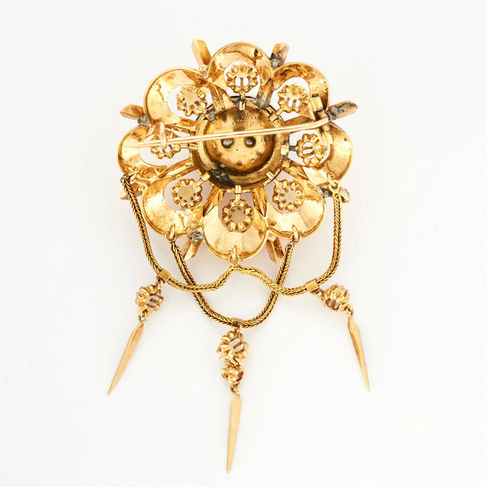 Broche Napoléon III or jaune guilloché avec diamants