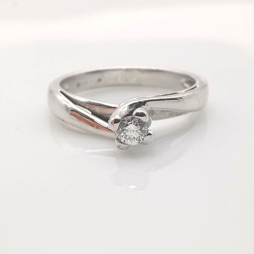 Bague 56 solitaire en or et diamant 58 Facettes