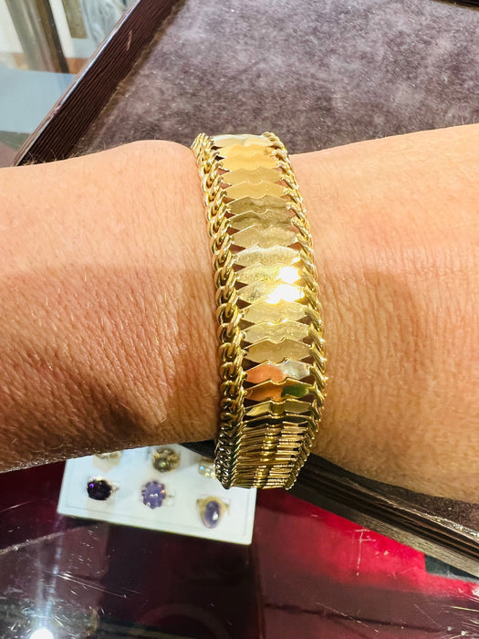 Bracelet or jaune époque 1950