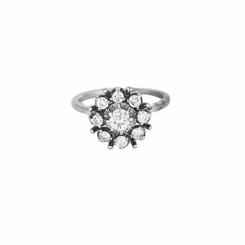 Bague Marguerite en or gris et diamants
