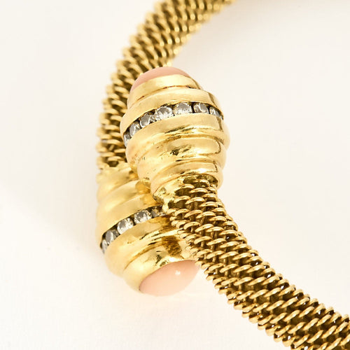 Bracelet Bracelet jonc en or jaune, diamants et corail peau d'ange 58 Facettes BIA1118X3