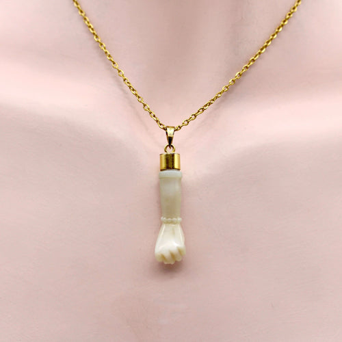 Pendentif Pendentif figa opale sculpté vintage avec capuchon doré 58 Facettes