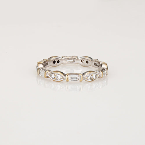 Bague 53.5 Bague d'éternité en or blanc à facettes mixtes 58 Facettes G14160