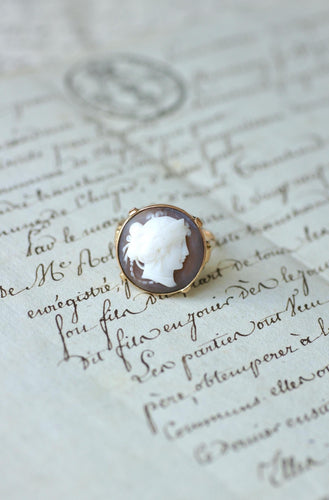Bague 55 Bague Camée Coquille sur or rose 1940 58 Facettes