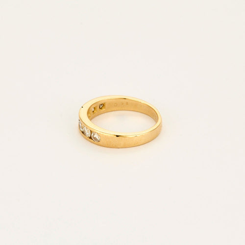 Demi Alliance or jaune, diamants serti rail