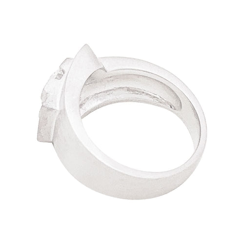 Bague 52 Bague moderniste en or blanc, diamant. 58 Facettes 33844