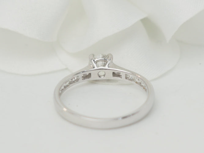 Bague 52 Bague solitaire en or blanc et diamant 0.48ct 58 Facettes 26142