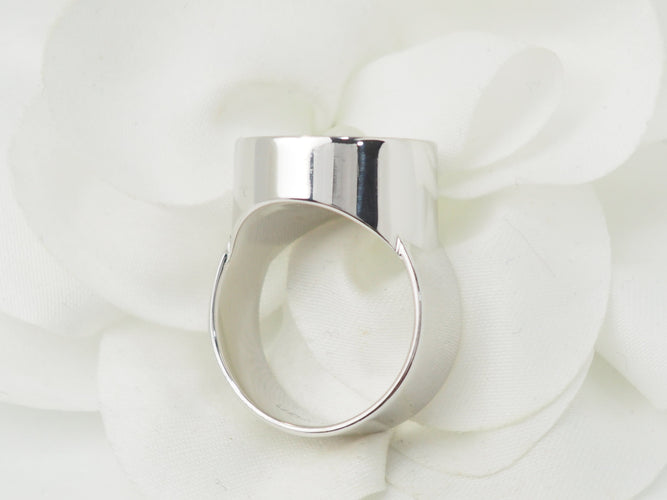 Bague vintage Dinh Van en or blanc et perle de culture