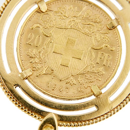 Pendentif Pendentif en or jaune avec pièce de monnaie 58 Facettes 39066