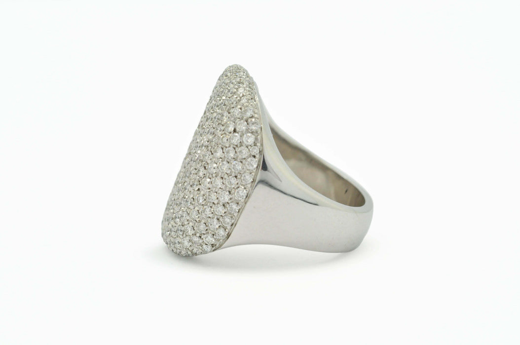 Bague en or blanc avec pavé de diamants de 2,2 ct