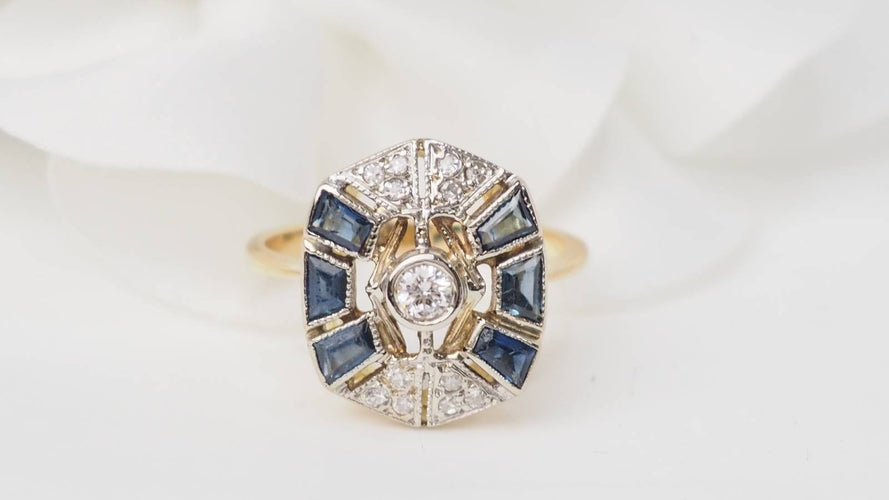 Bague ancienne en or jaune, saphirs et diamants
