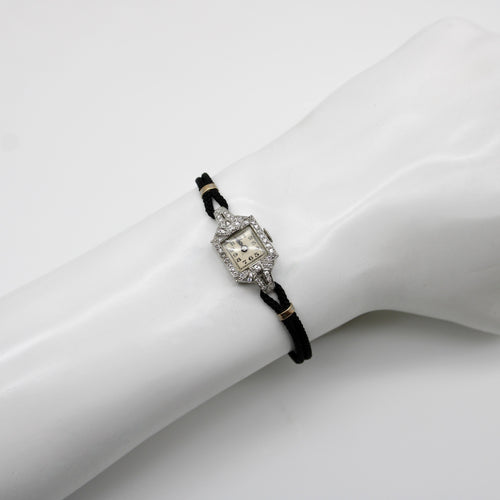 Montre-bracelet Art Déco en platine et diamants par Concord
