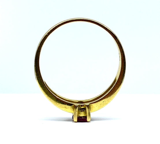 Bague 54 Bague en or jaune 18 carats en rubis et diamants 58 Facettes AB325