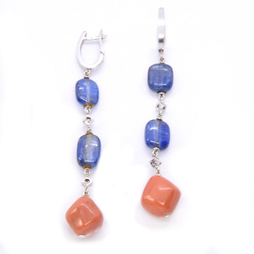 Boucles d'oreilles Paire de pendants d'oreilles tanzanite et corail 58 Facettes 26