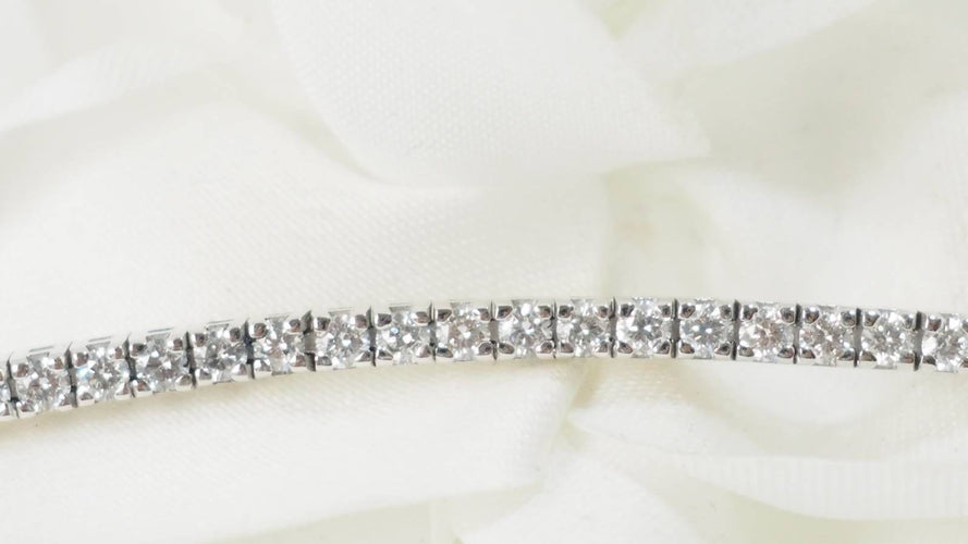 Bracelet Bracelet rivière en or blanc et diamants 2,50cts 58 Facettes 32430
