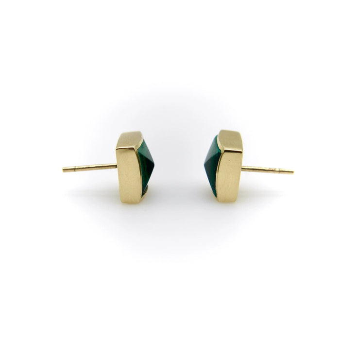 Boucles d'oreilles clous pyramidaux en malachite signature dorés 58 Facettes