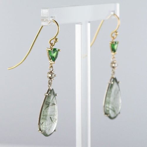 Boucles d'oreilles Boucles d'oreilles quartz à rutile grenats tsavorites et diamants 58 Facettes 18-352