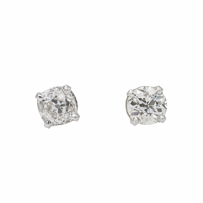 Boucles d'oreilles Boucles d'oreilles Puces Or blanc Diamant 58 Facettes 3547190CN