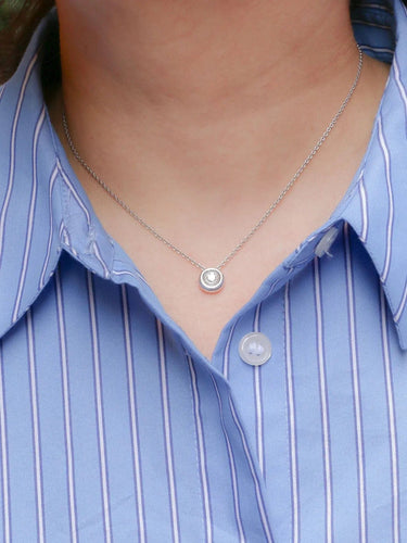 Collier CHAUMET Collier solitaire or blanc diamant 0,25 carat 58 Facettes J289