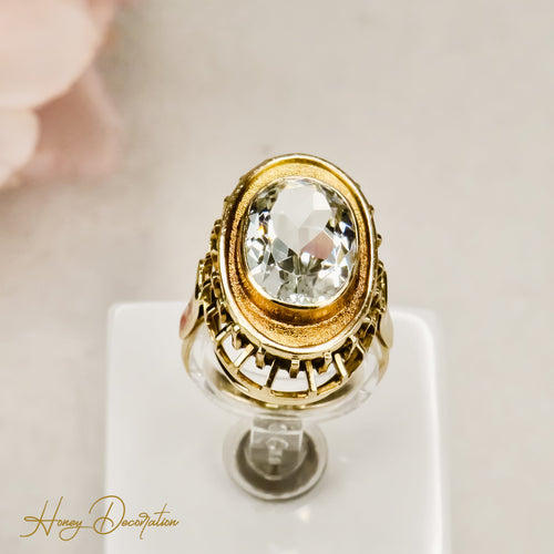 Bezaubernder Vintage-Ring mit Aquamarin in edler Fassung