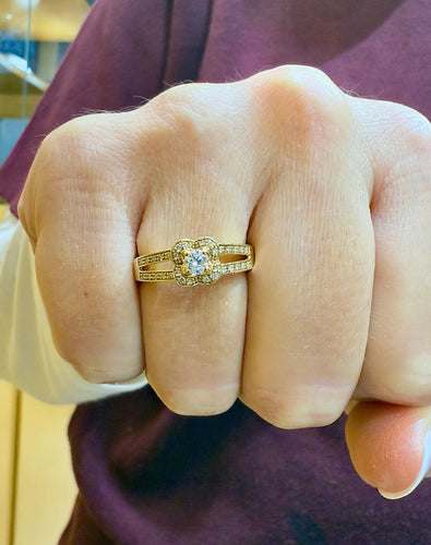 Bague 53 Bague Mauboussin en or jaune 18 carats et diamants 58 Facettes