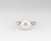 Bague 51 Bague en or blanc, perle de culture et diamants 58 Facettes 32599