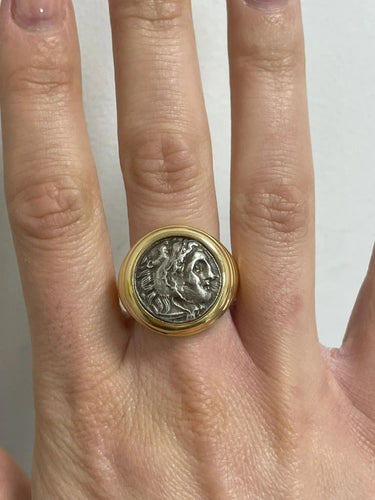 Bague en or et argent massif représentant Alexandre le Grand, pièce de monnaie Bulgari
