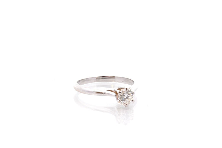 Bague solitaire diamant en or 18k