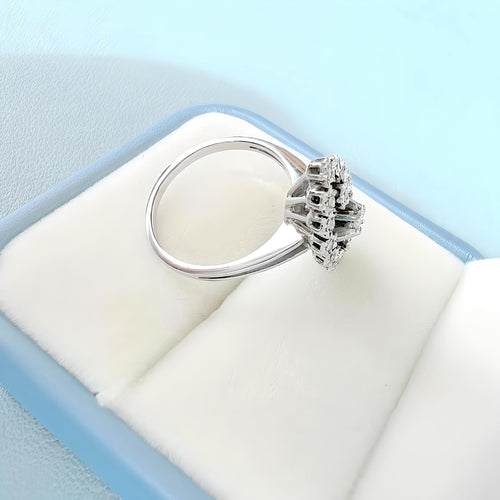 Bague 54.5 Bague Marquise Vintage Diamants Or gris 58 Facettes AA 1720