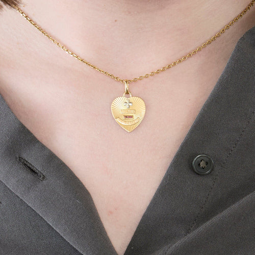 Pendentif AUGIS - Médaille d'amour - or jaune et rubis de synthèse 58 Facettes SEN1988