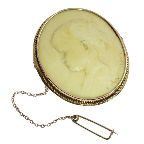 Broche Broche camée portrait en ivoire signée A. v. Dongen en or, vers 1900 58 Facettes 25321-0183