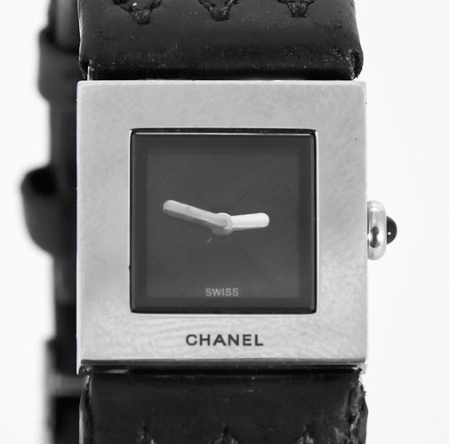 Montre CHANEL - Montre vintage modèle matelassé 58 Facettes