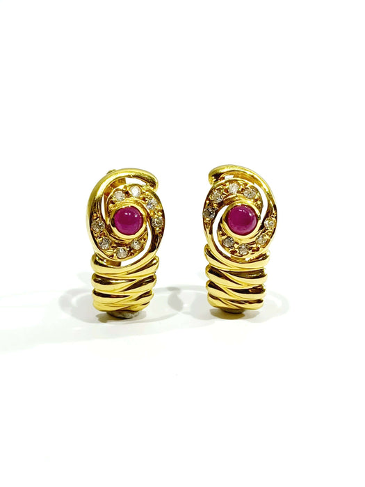 Boucles d'oreilles Paire de boucle d'oreille or, rubis et diamants 58 Facettes