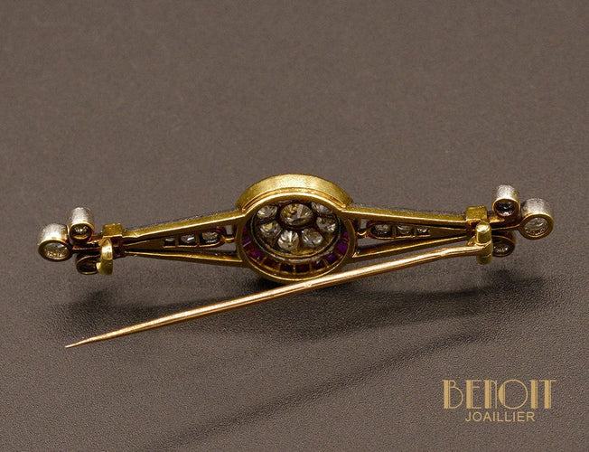 Broche Broche Art Déco Diamants et Rubis 58 Facettes A9821