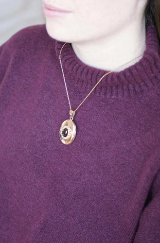 Pendentif Médaillon or rose ancien cabochon grenat et perles 58 Facettes