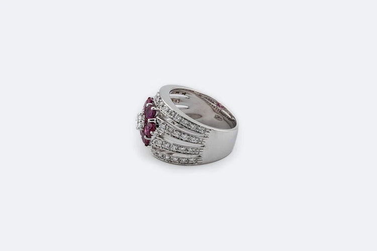Bague 11 / Oro Bianco Bague Fleur Diamants Rubis 58 Facettes ANL700