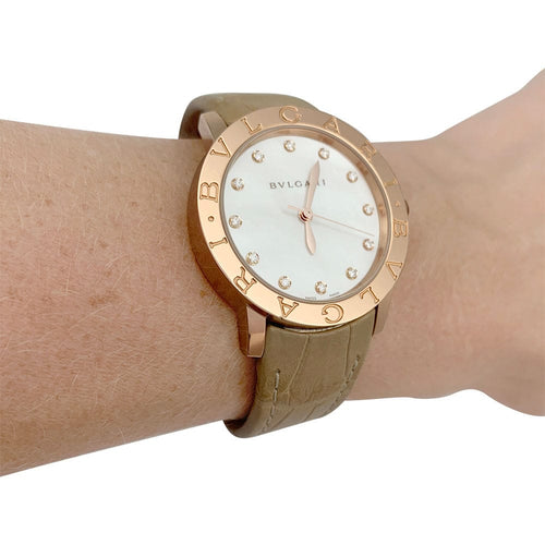 Montre Montre Bulgari, "BB33",or rose, nacre et diamants. 58 Facettes 31968