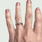 Bague SORTIJA SOLITARIO DISEÑO CONTEMPORÁNEO de ORO 18 kts con DIAMANTES 58 Facettes Q777A