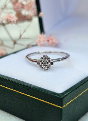 Bague 51 Bague or blanc diamants 58 Facettes 576