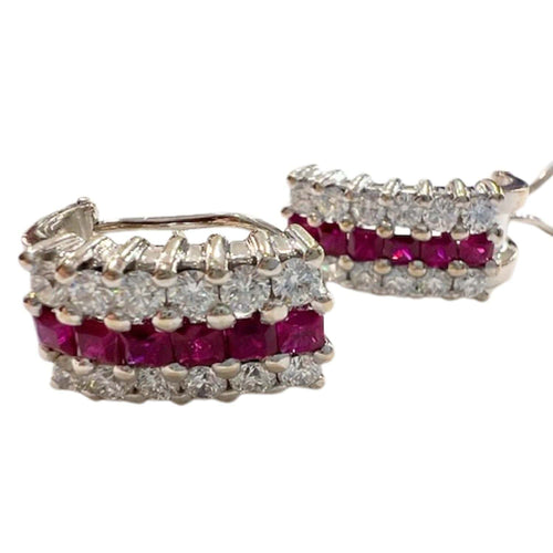 Boucle d'oreille de style Art Déco en or 18 ct avec diamants et rubis 58 Facettes Q224B