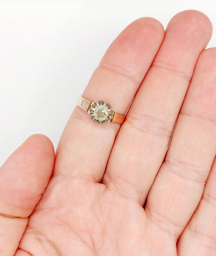 Bague solitaire or rose et platine, diamant 0,70 carat taille ancienne (circa 1900)