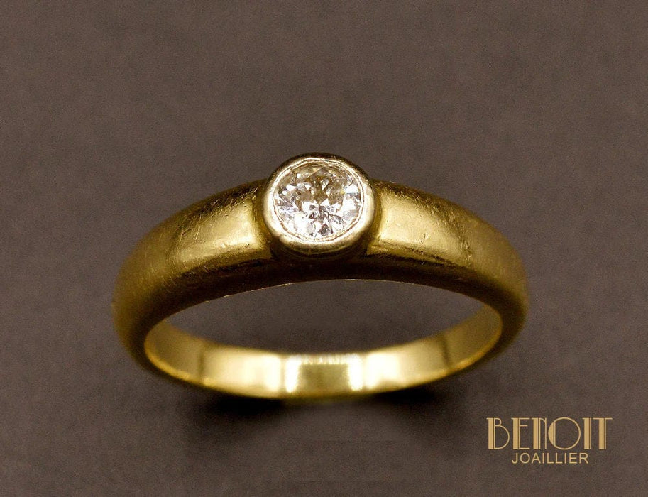 Bague 47 Jonc or jaune diamant 58 Facettes C1485