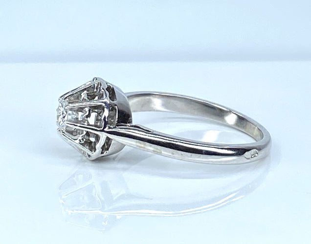 Bague 50 Bague solitaire en or et platine, diamant 58 Facettes AB560